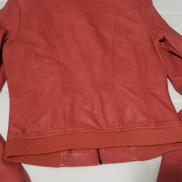 Leather Jacket - Picture 5 of 5